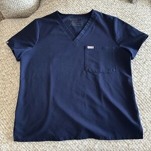 Figs Catarina medium petite navy blue scrub top